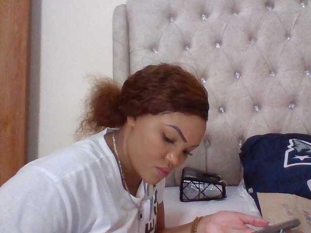 Beautystar12's BongaCams show and profile