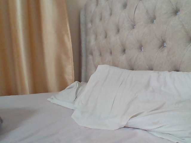 Beautystar12 Live Cam on BongaCams