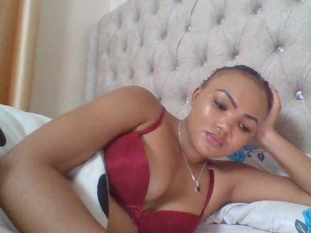 Beautystar12's BongaCams show and profile