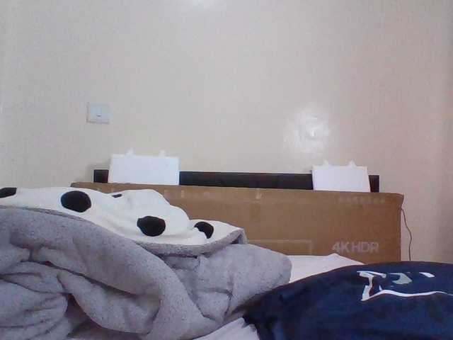 Beautystar12's BongaCams show and profile