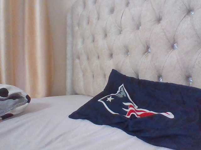 Beautystar12's BongaCams show and profile