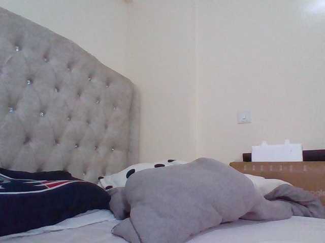 Beautystar12's BongaCams show and profile