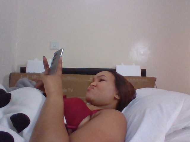 Beautystar12's BongaCams show and profile