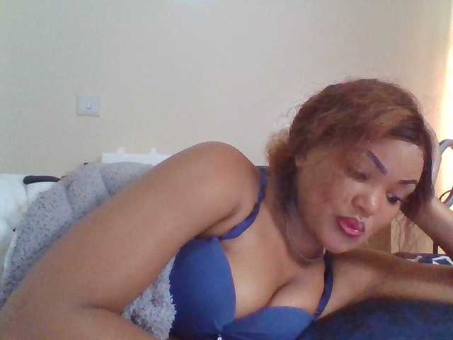 Beautystar12's BongaCams show and profile