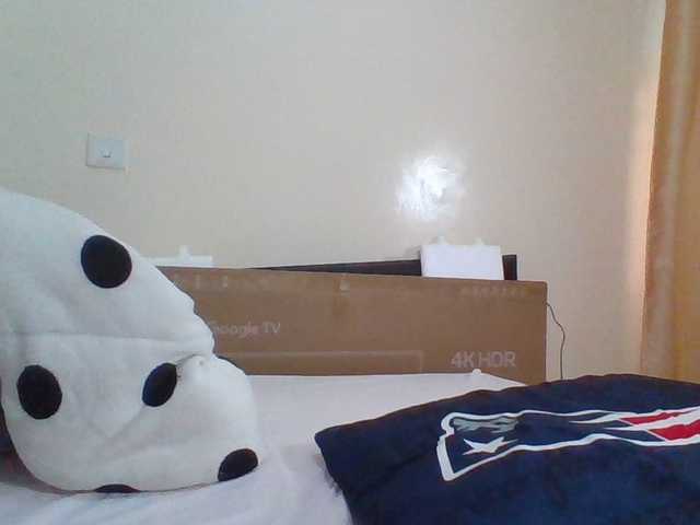 Beautystar12's BongaCams show and profile