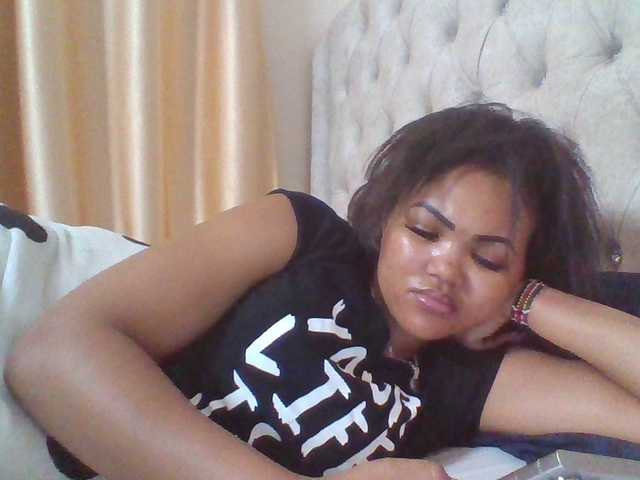 Blackmelanin1 webcam bongacams model stream image