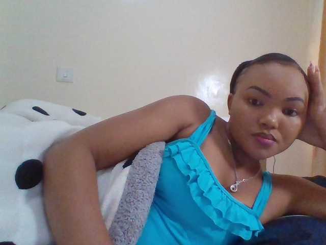 Beautystar12's BongaCams show and profile