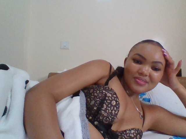 Beautystar12's BongaCams show and profile