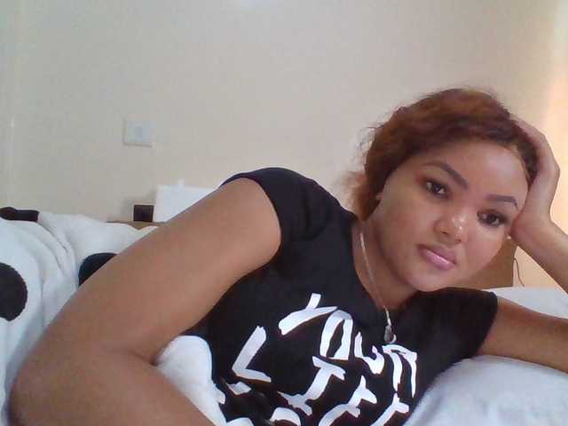 Beautystar12's BongaCams show and profile