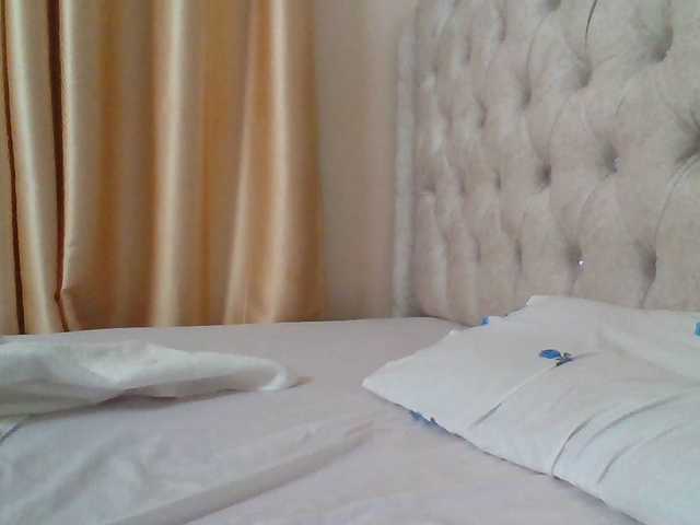 Beautystar12 Live Cam on BongaCams