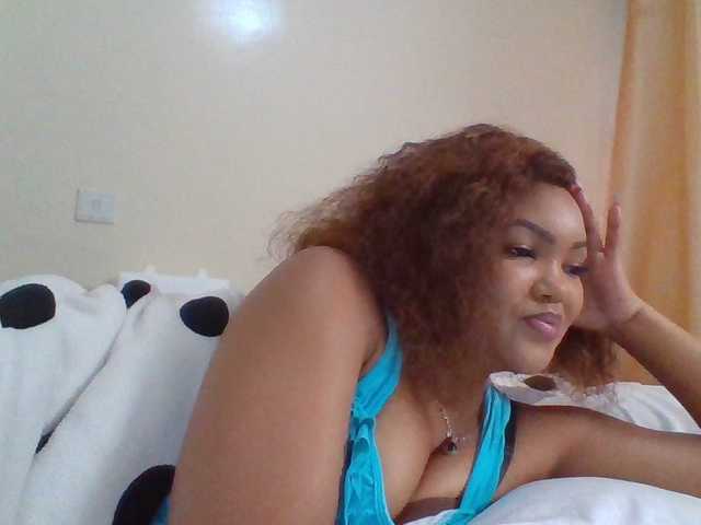 Beautystar12's BongaCams show and profile