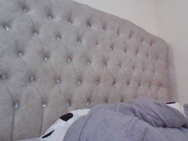 Beautystar12's BongaCams show and profile