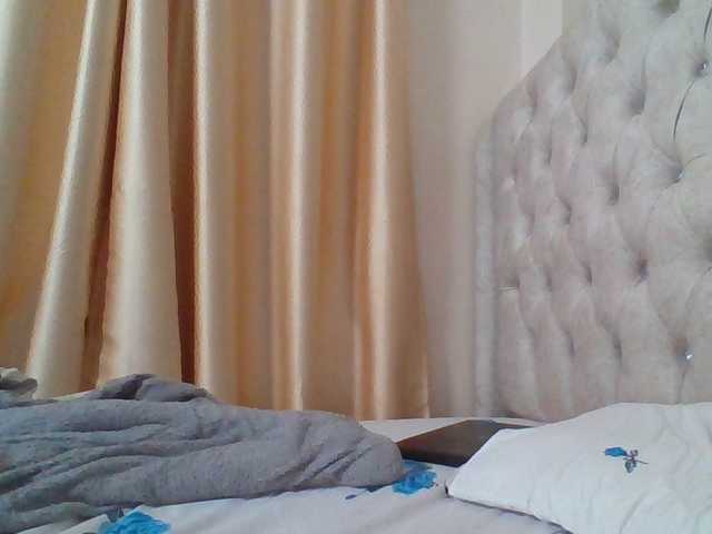 Beautystar12's BongaCams show and profile