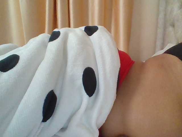 Beautystar12's BongaCams show and profile