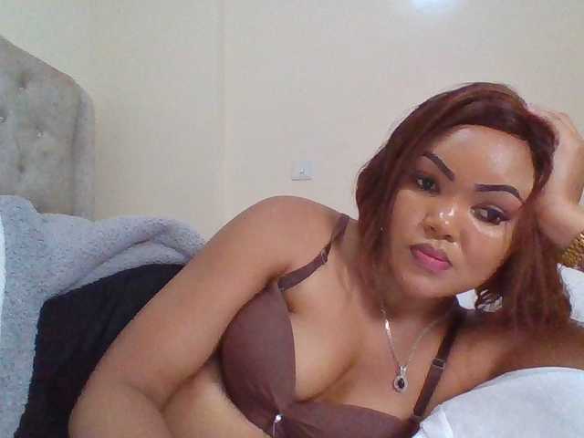 Beautystar12's BongaCams show and profile