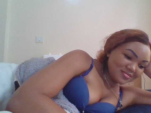 Beautystar12's BongaCams show and profile