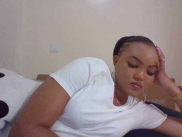 Beautystar12's BongaCams show and profile