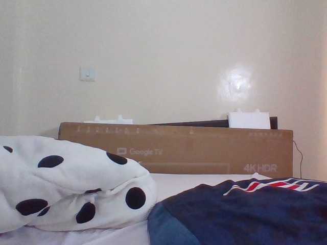 Beautystar12's BongaCams show and profile