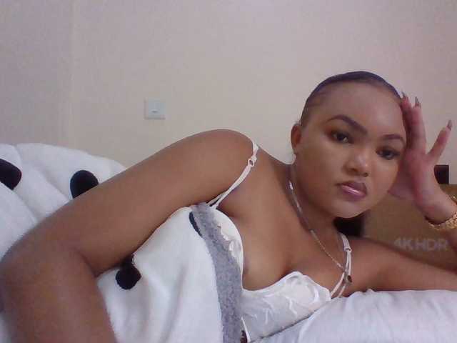 Blackmelanin1 webcam bongacams model stream image