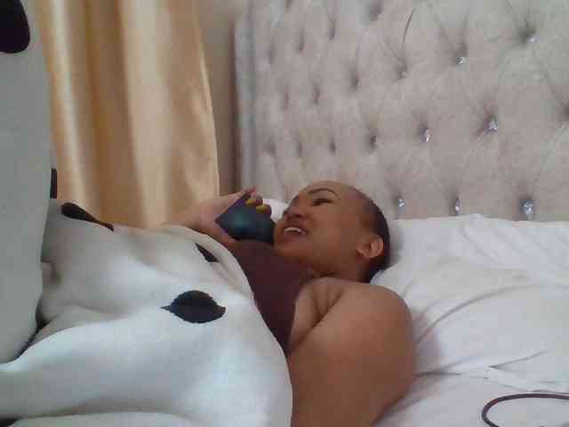 Blackmelanin1 webcam