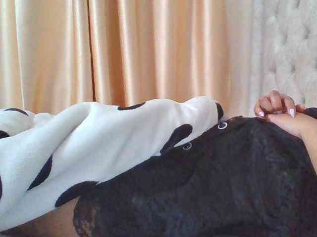 Blackmelanin1 webcam