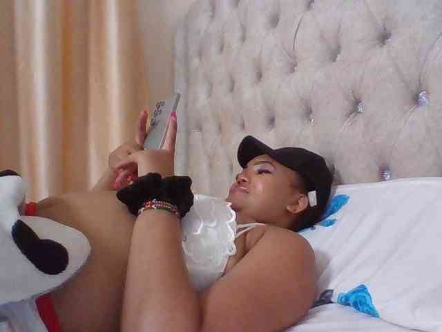 Blackmelanin1 webcam