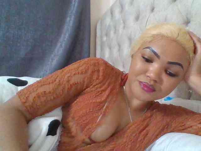 Blackmelanin1 webcam