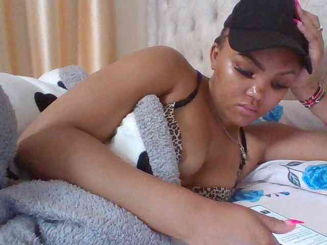 Blackmelanin1 webcam