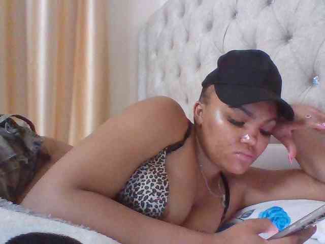 Blackmelanin1 webcam