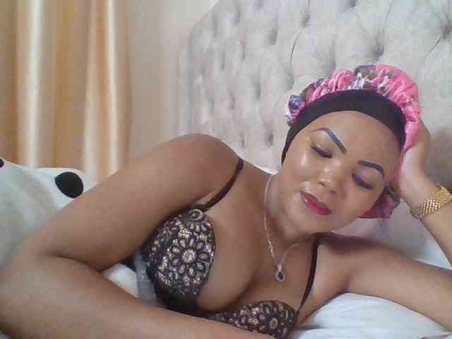 Blackmelanin1 webcam