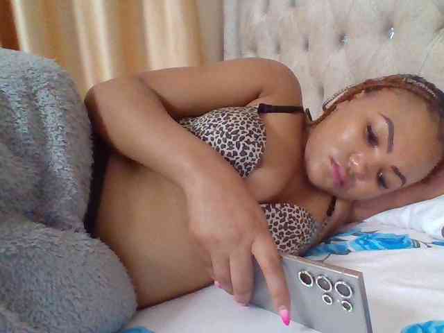 Blackmelanin1 webcam