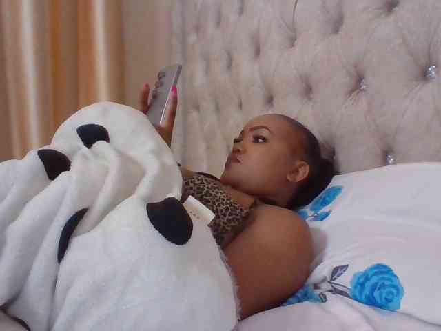 Blackmelanin1 webcam