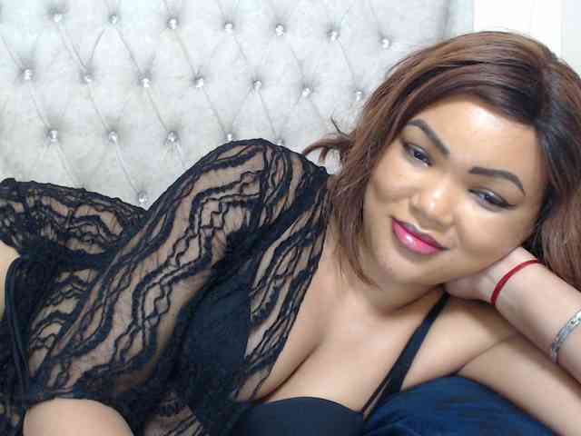 Group chat for 20 39 tokens, Full privates for 30 59 tokens, Privates for 3..., ebony head 3