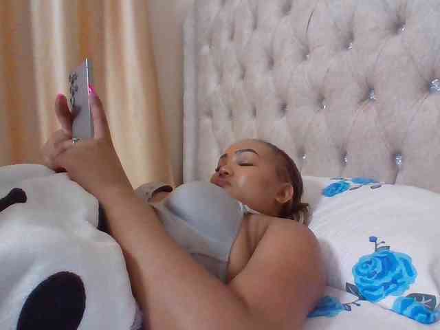 Blackmelanin1 webcam