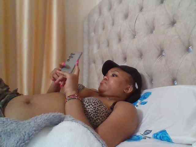 Blackmelanin1 webcam