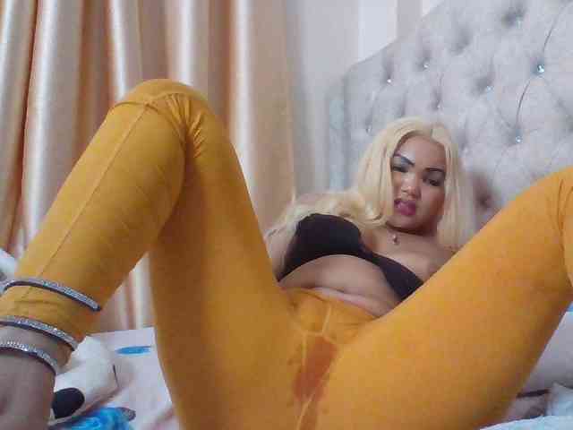 Blackmelanin1 webcam