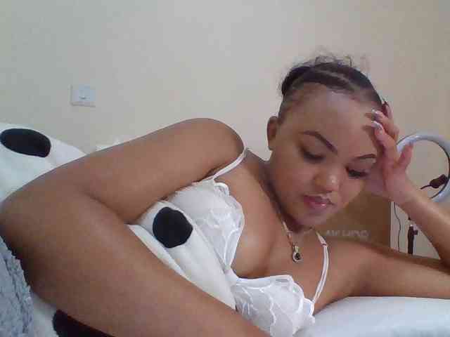 Blackmelanin1 webcam