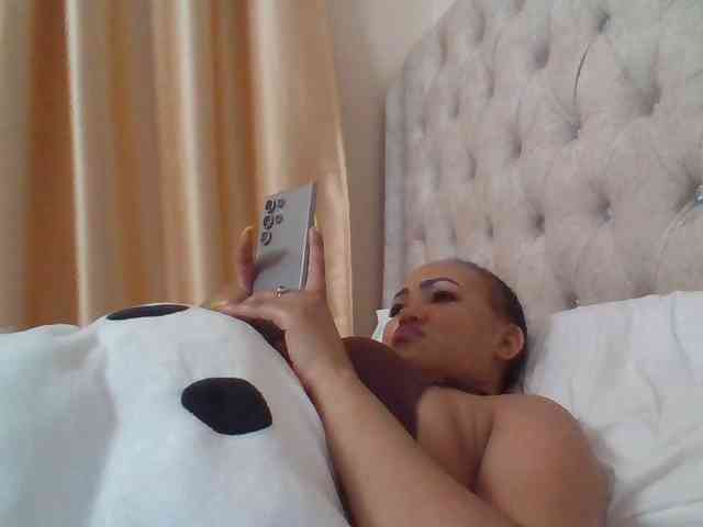 Blackmelanin1 webcam