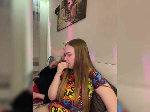 sweet1squirt webcam