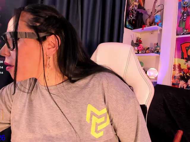 yeye-scs's BongaCams show and profile