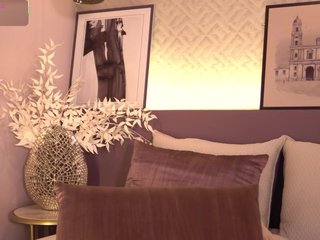 ElleDiane Porn Show