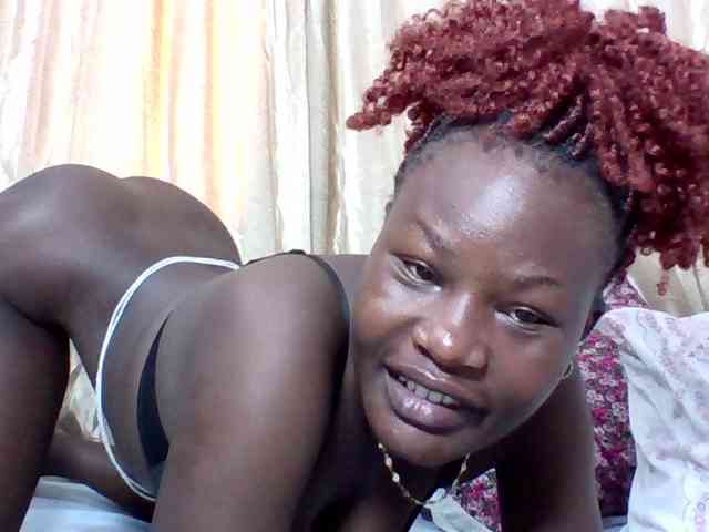 Darberry21 Live Webcam on BongaCams