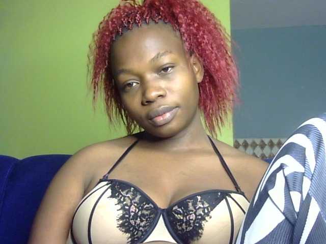 Pretty-horny's BongaCams show and profile