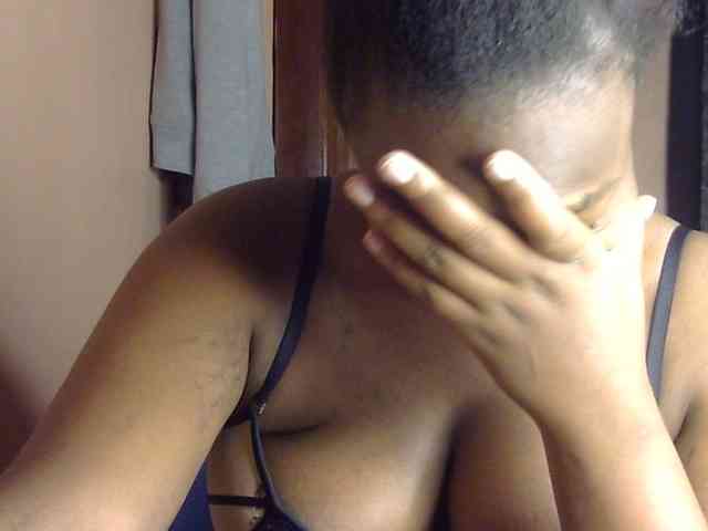 Pretty-horny webcam