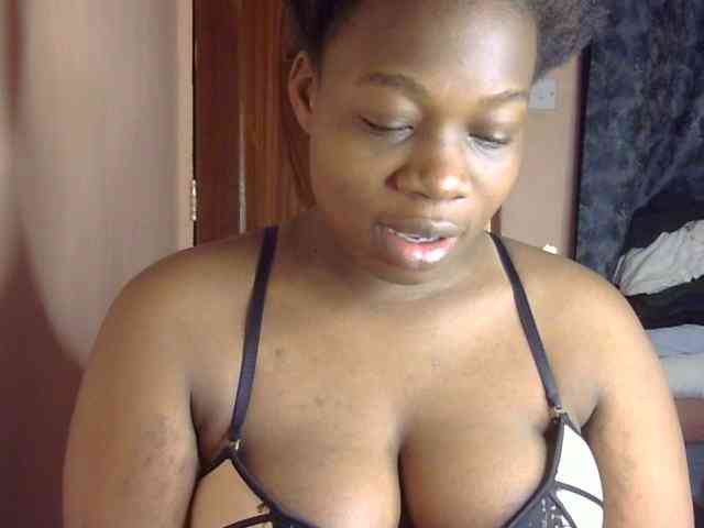 Pretty-horny webcam