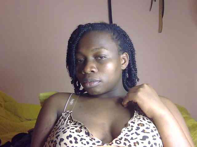 Pretty-horny webcam