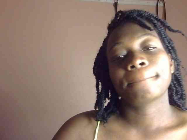 Pretty-horny webcam