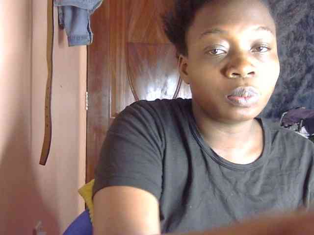 Pretty-horny webcam