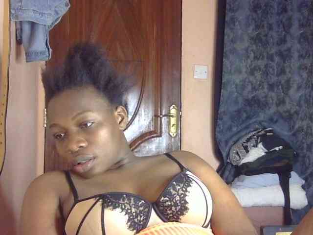 Pretty-horny webcam