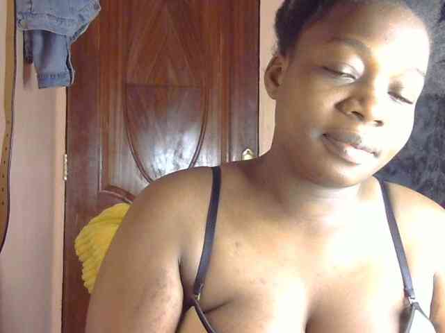 Pretty-horny webcam